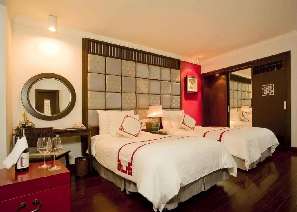 Church Boutique Hotel Hang Trong Hanoi Exterior photo