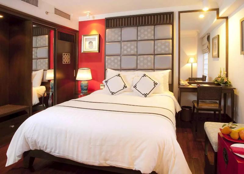 Church Boutique Hotel Hang Trong Hanoi Exterior photo